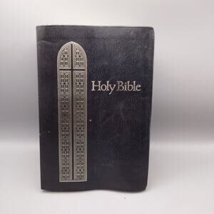 The Holy Bible King James Version Regency Giant Print Reference Ed. 1976 Black